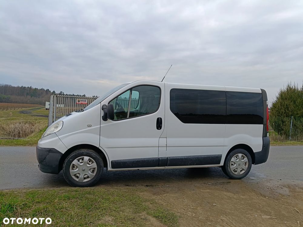 Renault Trafic - 2