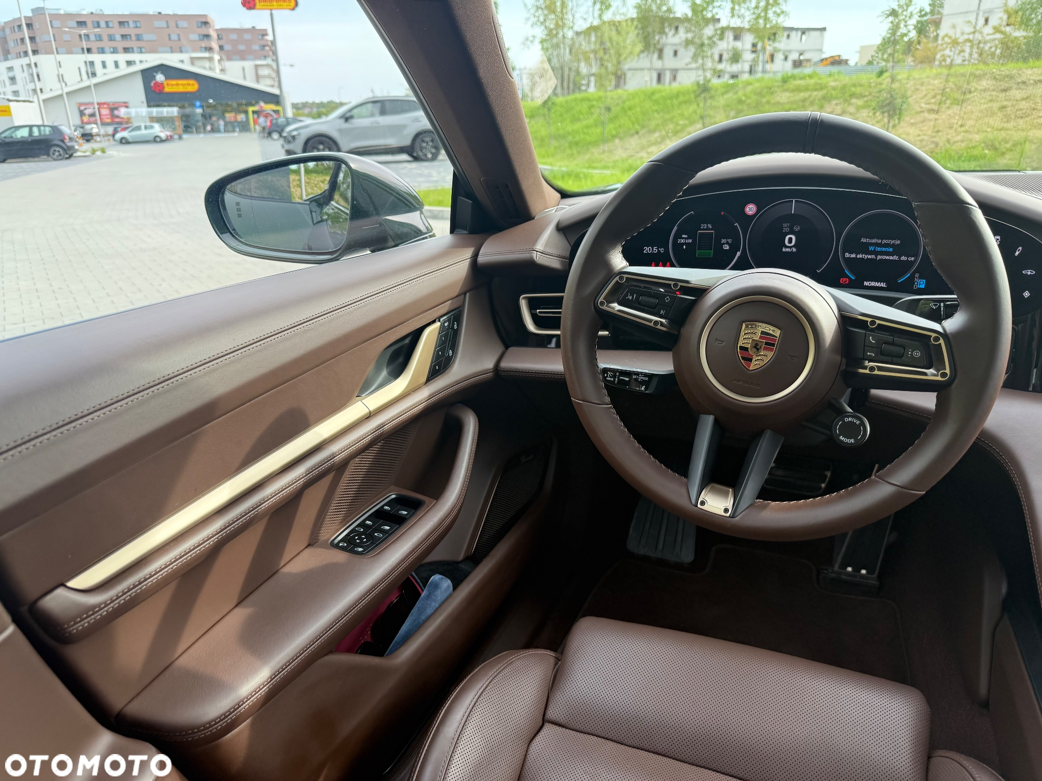 Porsche Taycan 105kWh Performance Plus - 16