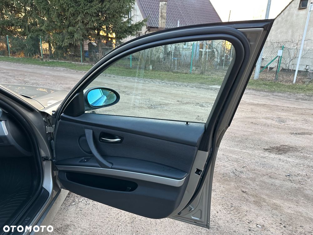 BMW Seria 3 318i Edition Lifestyle - 14