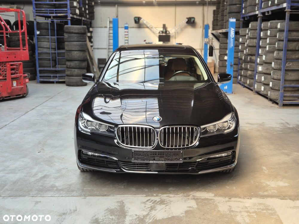 BMW Seria 7 - 2