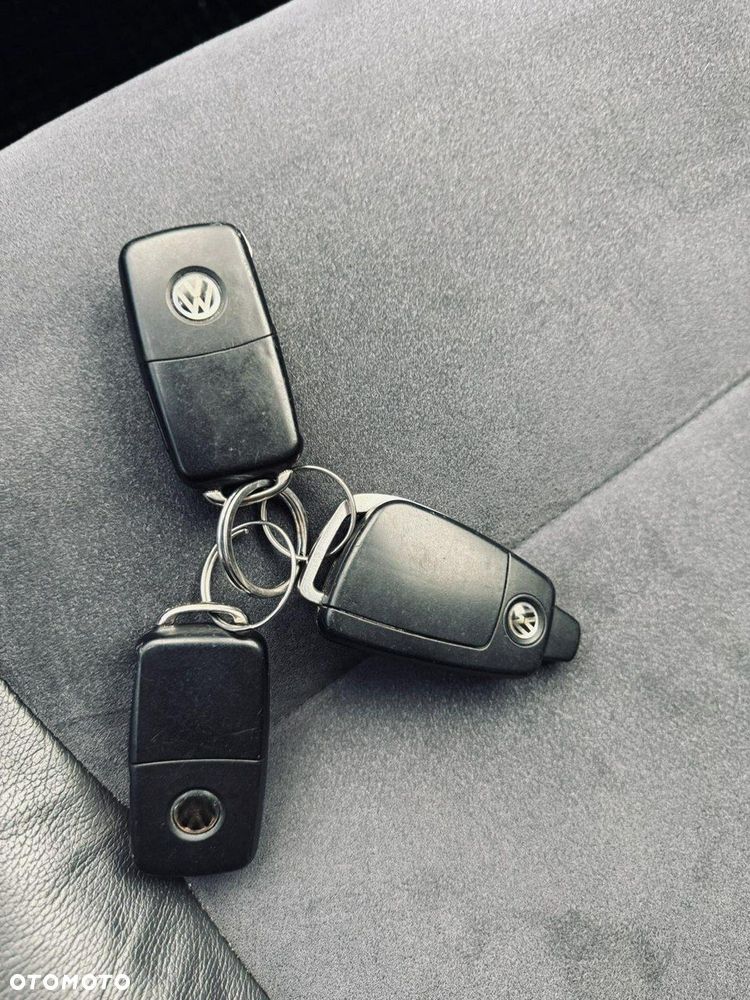 Volkswagen Multivan - 19