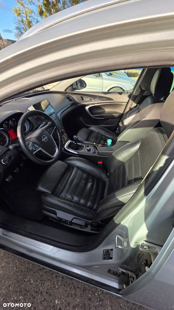 Opel Insignia 2.0 CDTI - 10