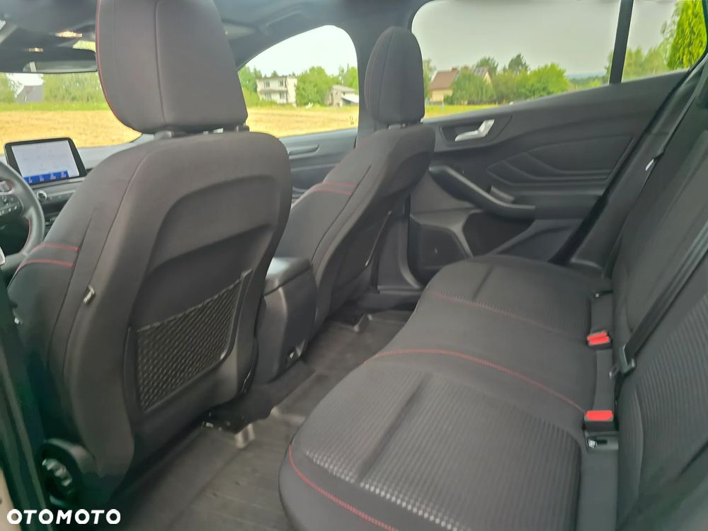 Ford Focus 1.5 EcoBoost STart-Stopp-System ST-LINE - 24
