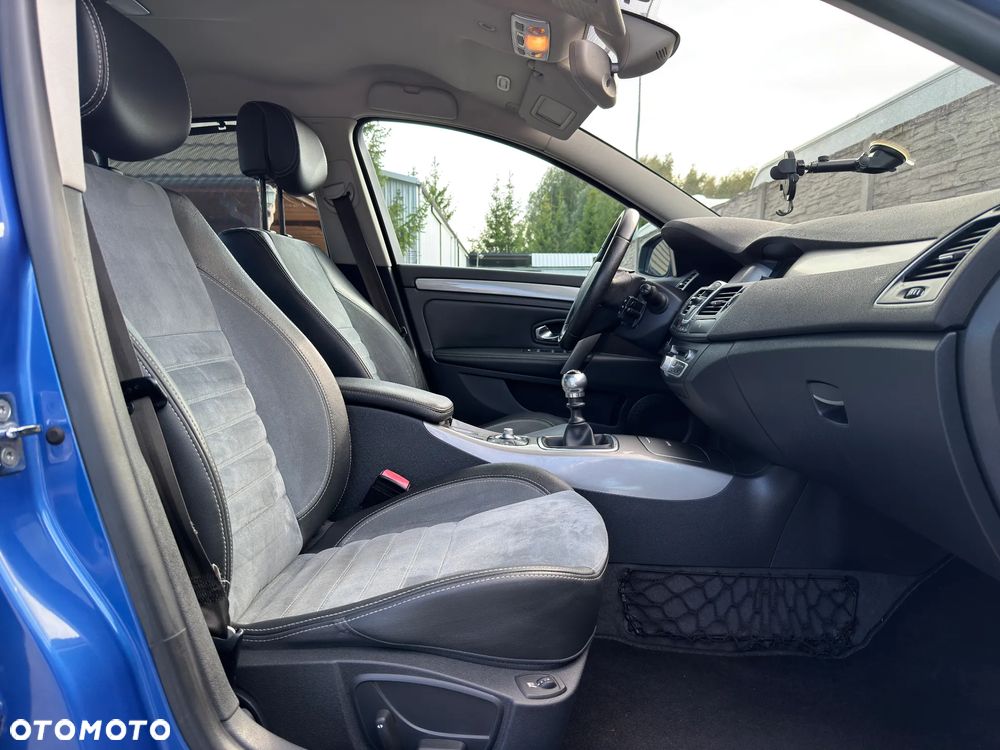 Renault Laguna 2.0 dCi Initiale ESM - 18