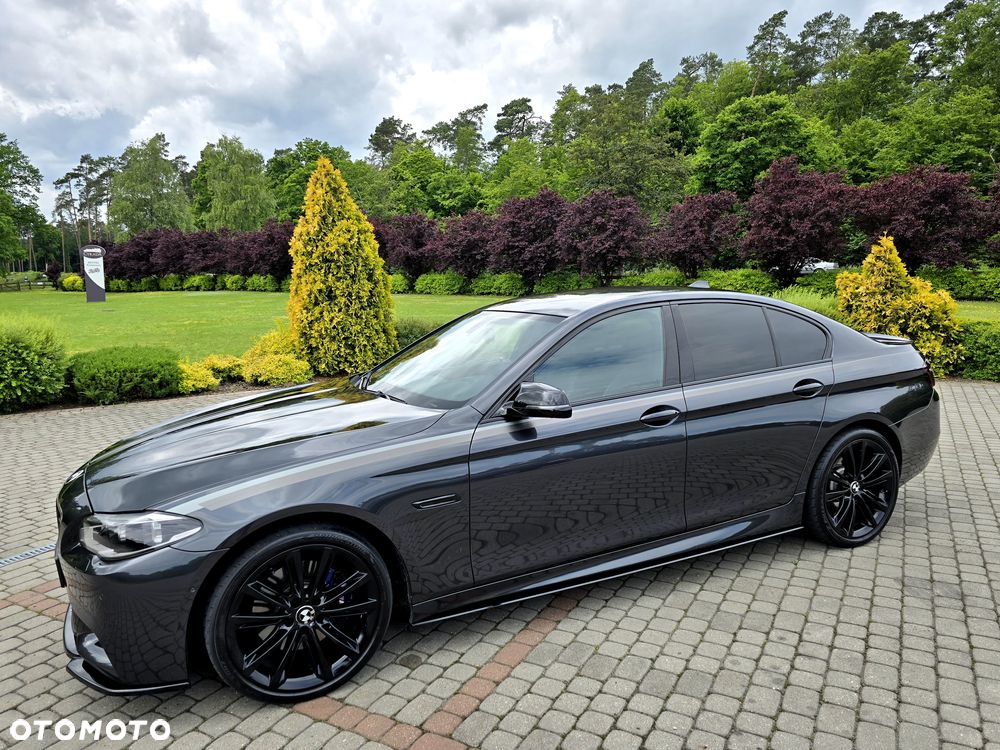 BMW Seria 5 530d xDrive - 16