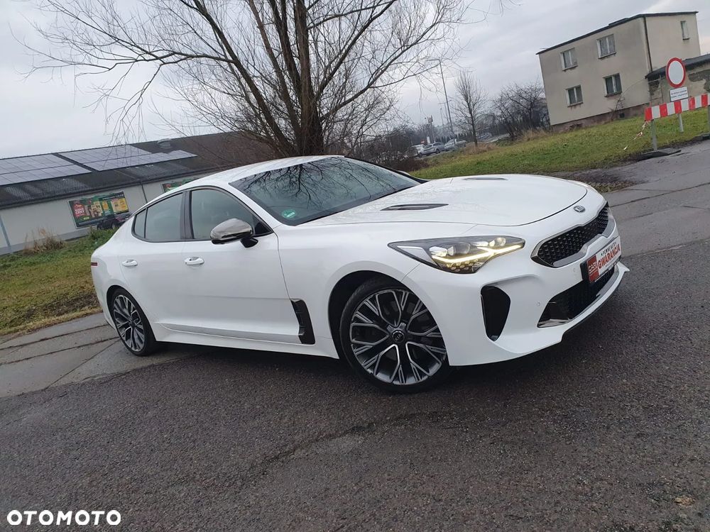 Kia Stinger 2.0 T-GDI GT Line - 33