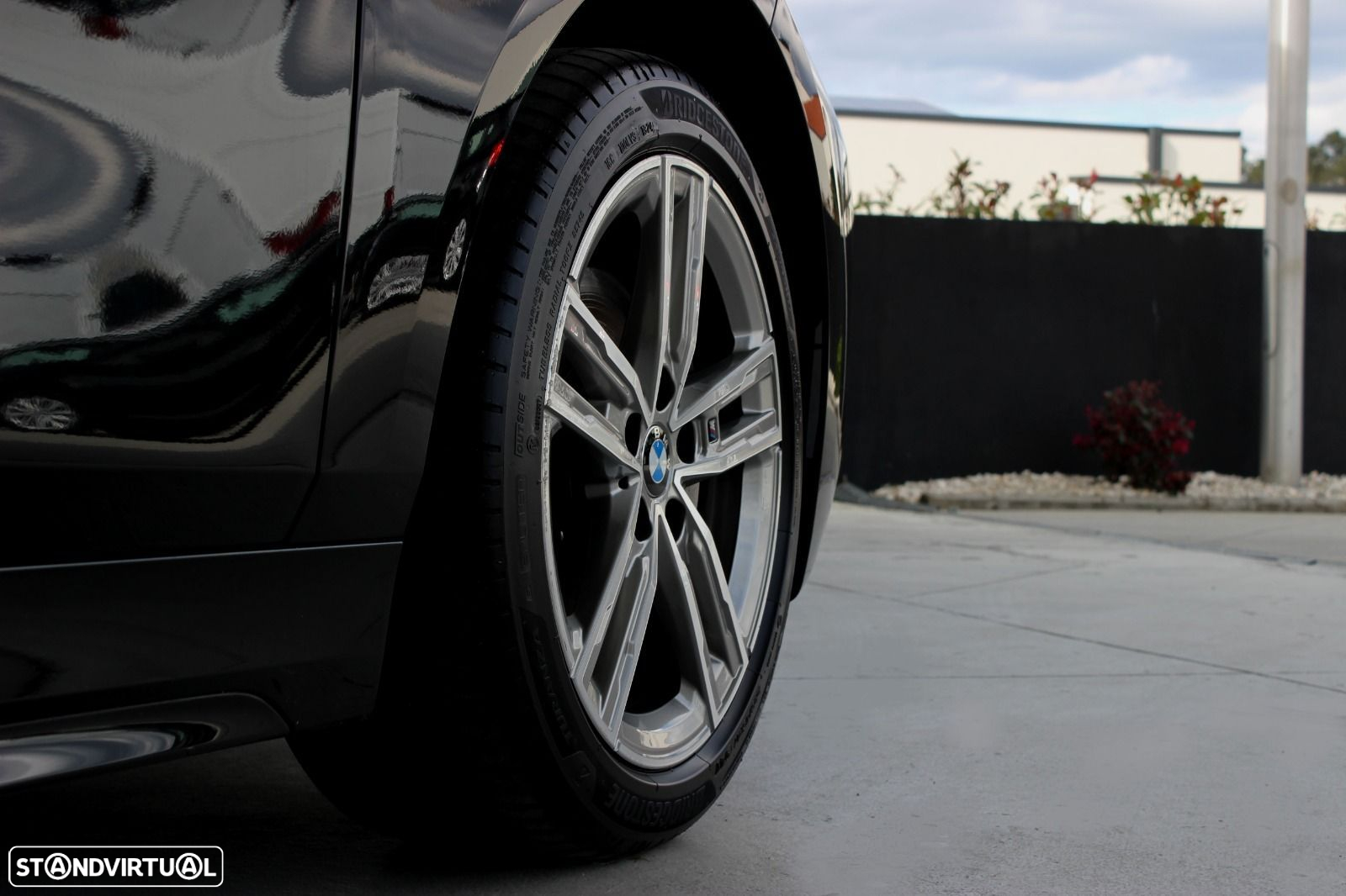 BMW 116 d Pack 50 anos M Auto - 11