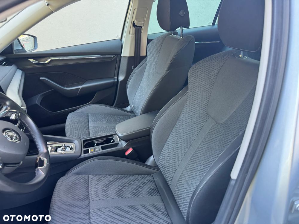 Skoda Octavia 2.0 TDI SCR Style DSG - 14