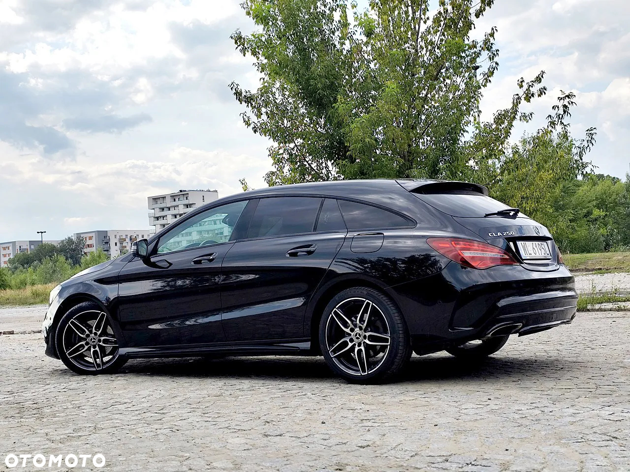 Mercedes-Benz CLA 250 4-Matic AMG Line - 6