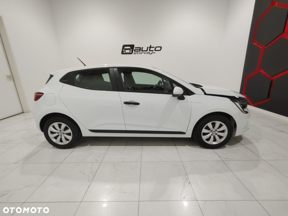 Renault Clio - 16