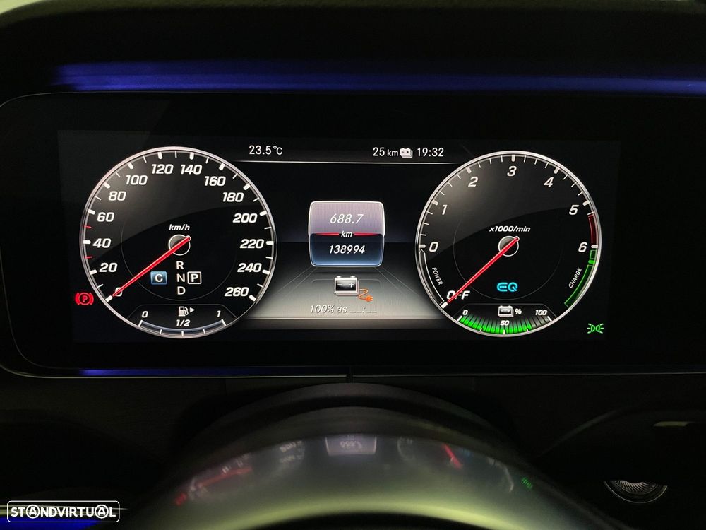 Mercedes-Benz E 300 de AMG Line - 31