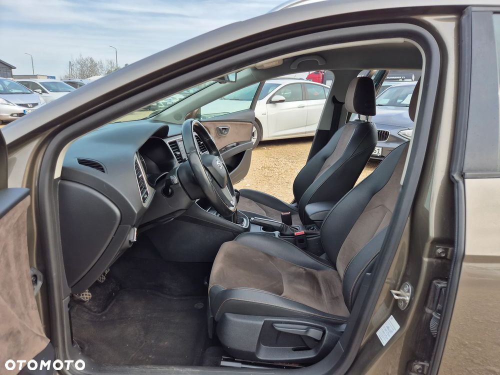 Seat Leon Sportstourer 2.0 TDI Start&Stop 4Drive X-Perience - 5