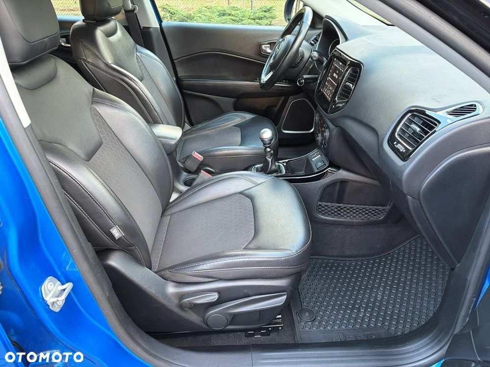 Jeep Compass - 15