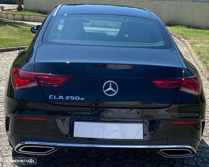 Mercedes-Benz CLA 250 e AMG Line - 4