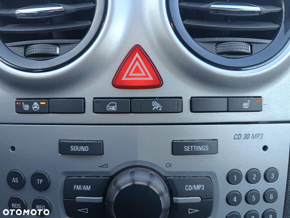 Opel Corsa 1.4 16V Edition - 21