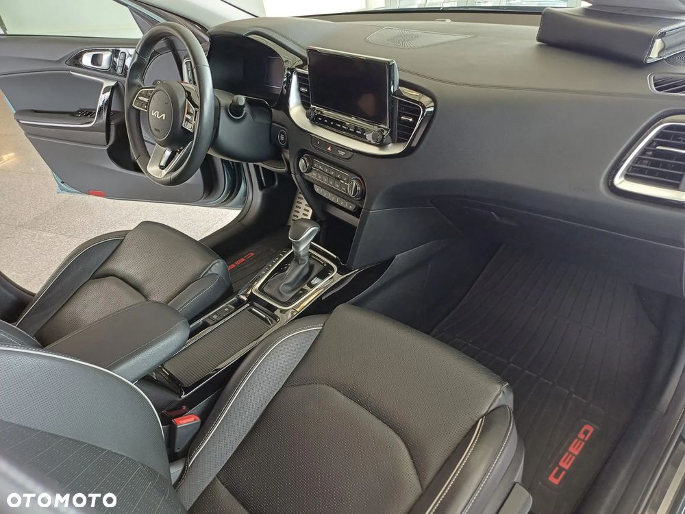 Kia XCeed 1.5 T-GDI Business Line DCT - 19