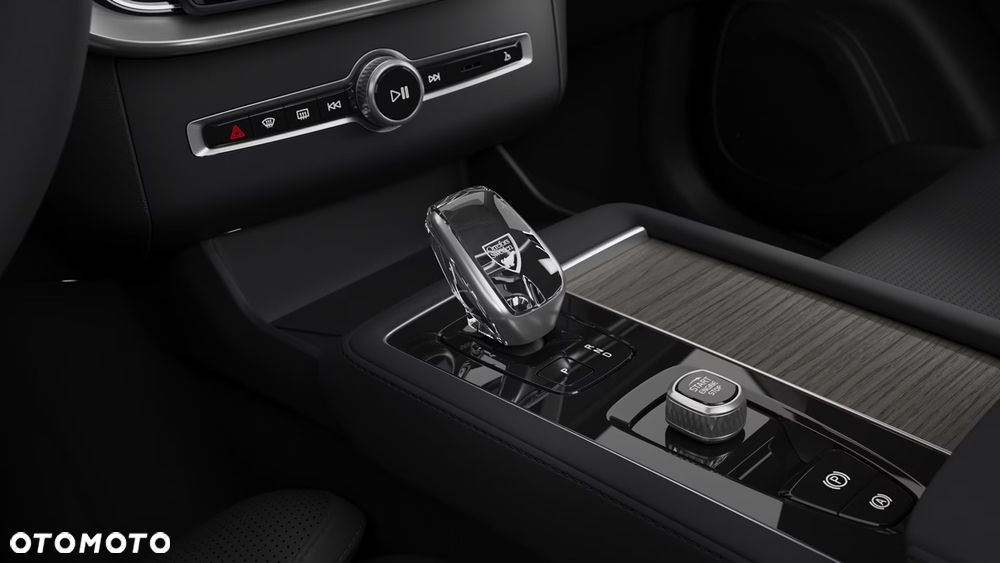 Volvo XC 90 B5 B AWD Ultra Dark 7os - 16