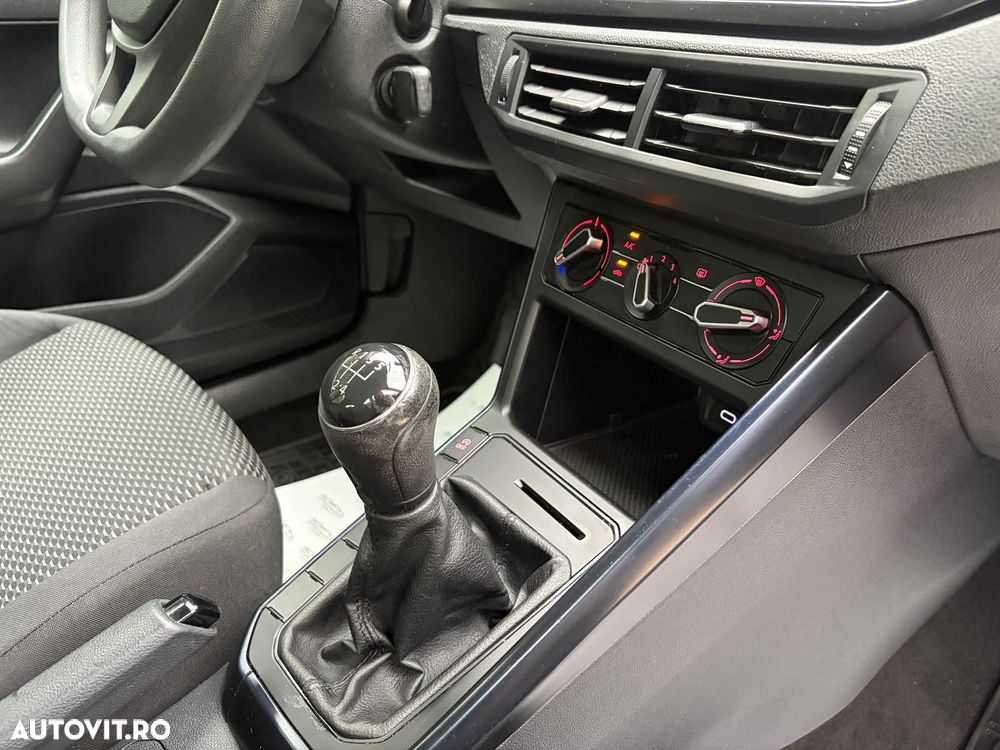 Volkswagen Polo 1.0 Trendline - 27