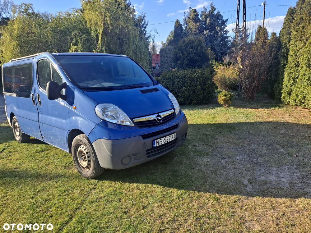 Opel ViVaro - 1