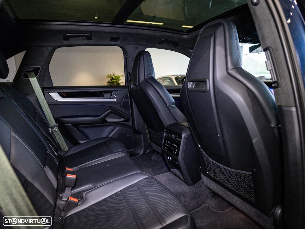 Porsche Cayenne E-Hybrid - 29