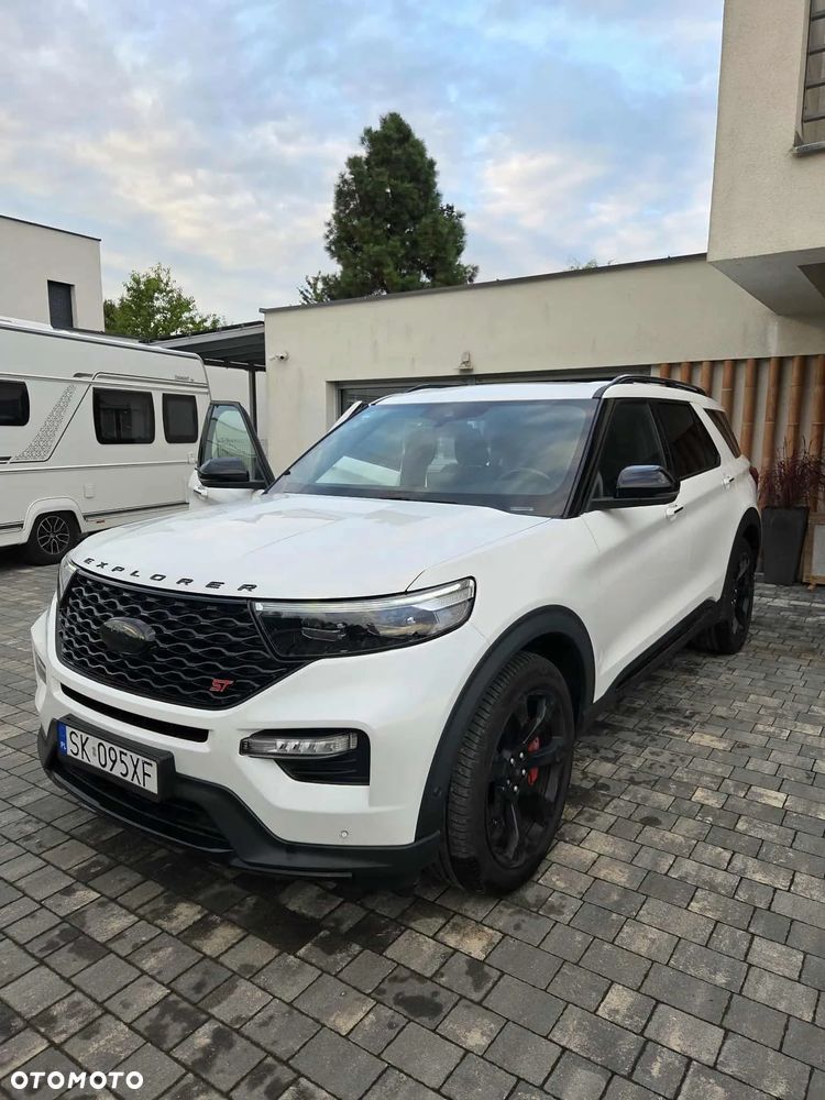 Ford Explorer - 25