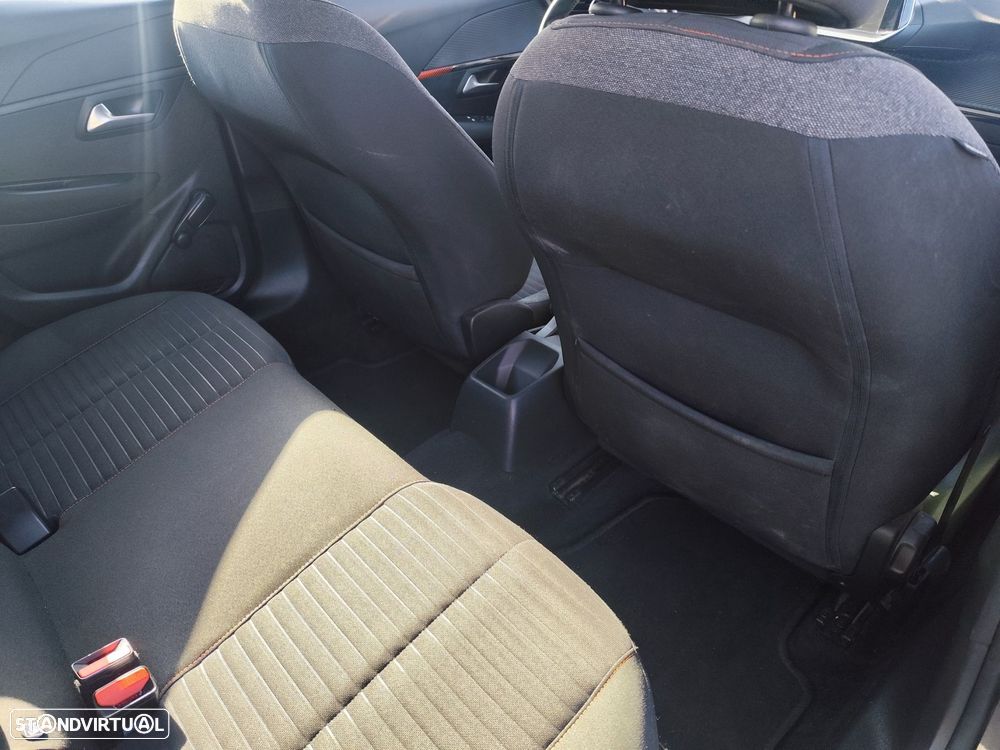 Peugeot 208 1.5 BlueHDi Allure Pack - 22