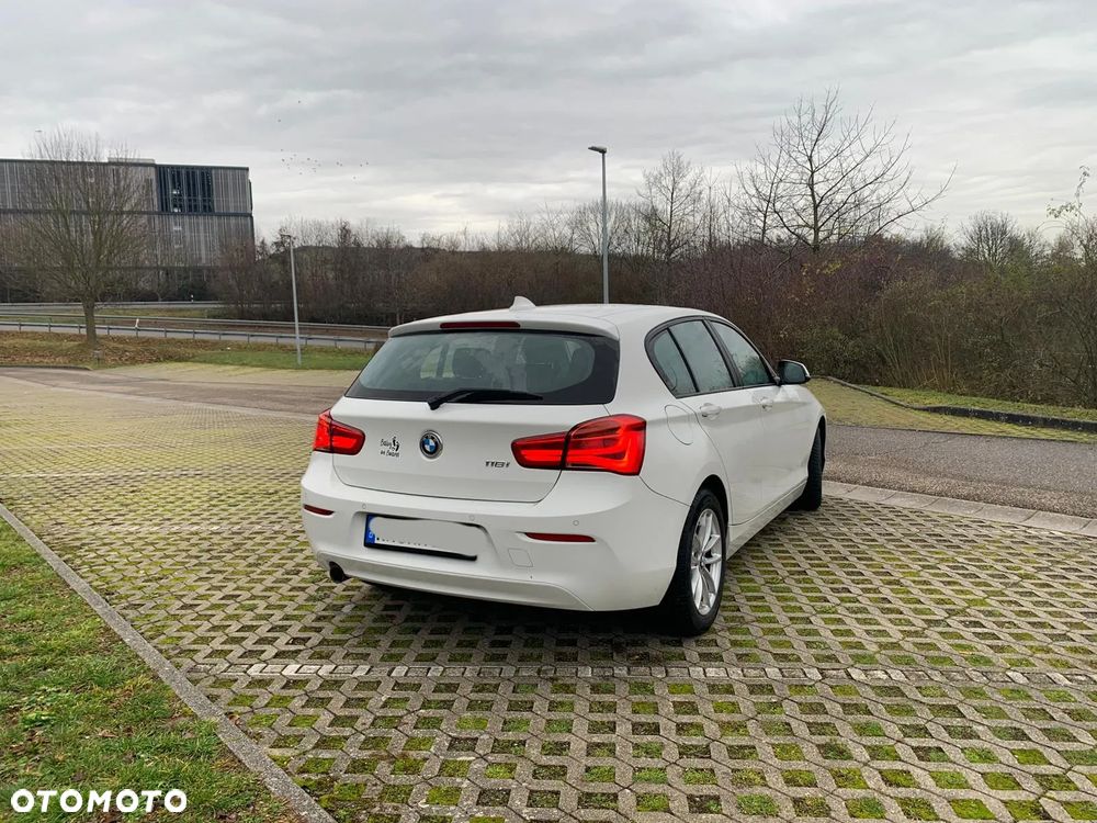 BMW Seria 1 118i Edition Metropolitan - 3