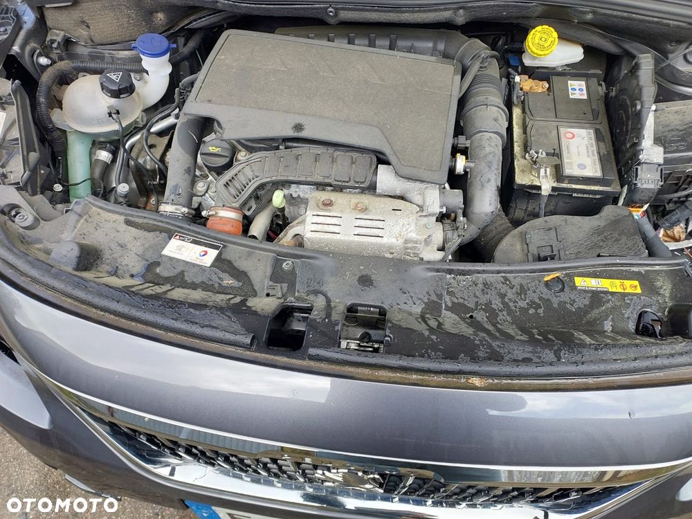 Peugeot 2008 - 12