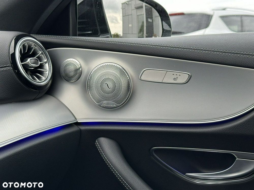 Mercedes-Benz Klasa E 220 d Coupe 9G-TRONIC AMG Line - 23