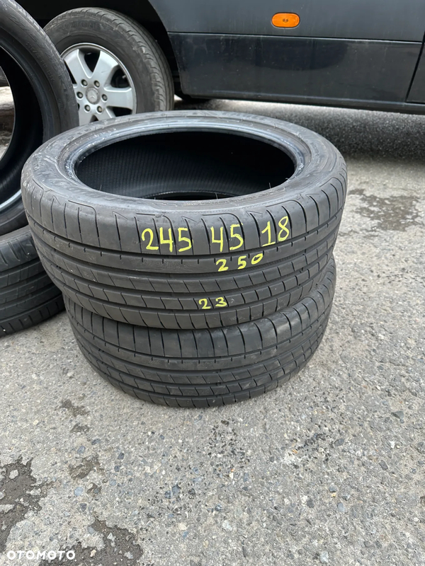 245/45x18 Good Year