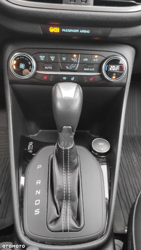 Ford Fiesta 1.0 EcoBoost S&S TITANIUM - 18
