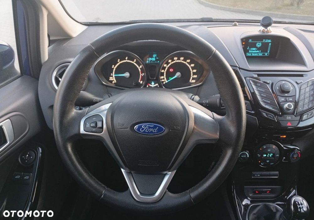 Ford Fiesta - 22