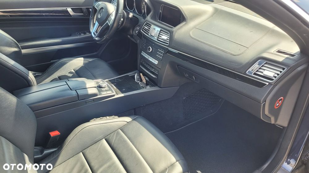 Mercedes-Benz Klasa E 250 7G-TRONIC Sport Edition - 13