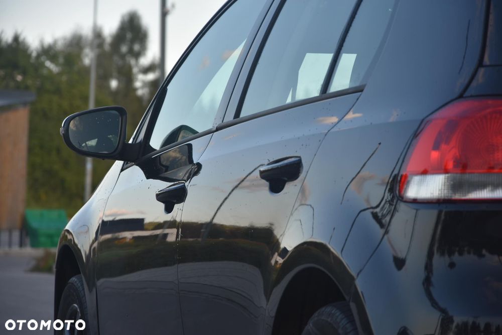 Volkswagen Golf 1.6 TDI Trendline - 4