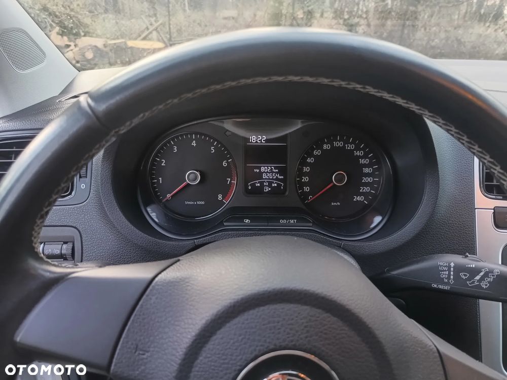 Volkswagen Polo 1.2 MATCH - 16
