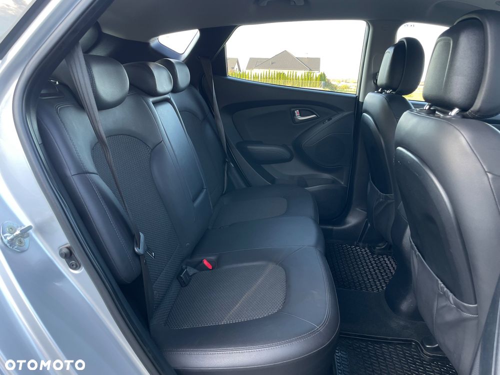 Hyundai ix35 1.7 CRDi 2WD blue Style - 16