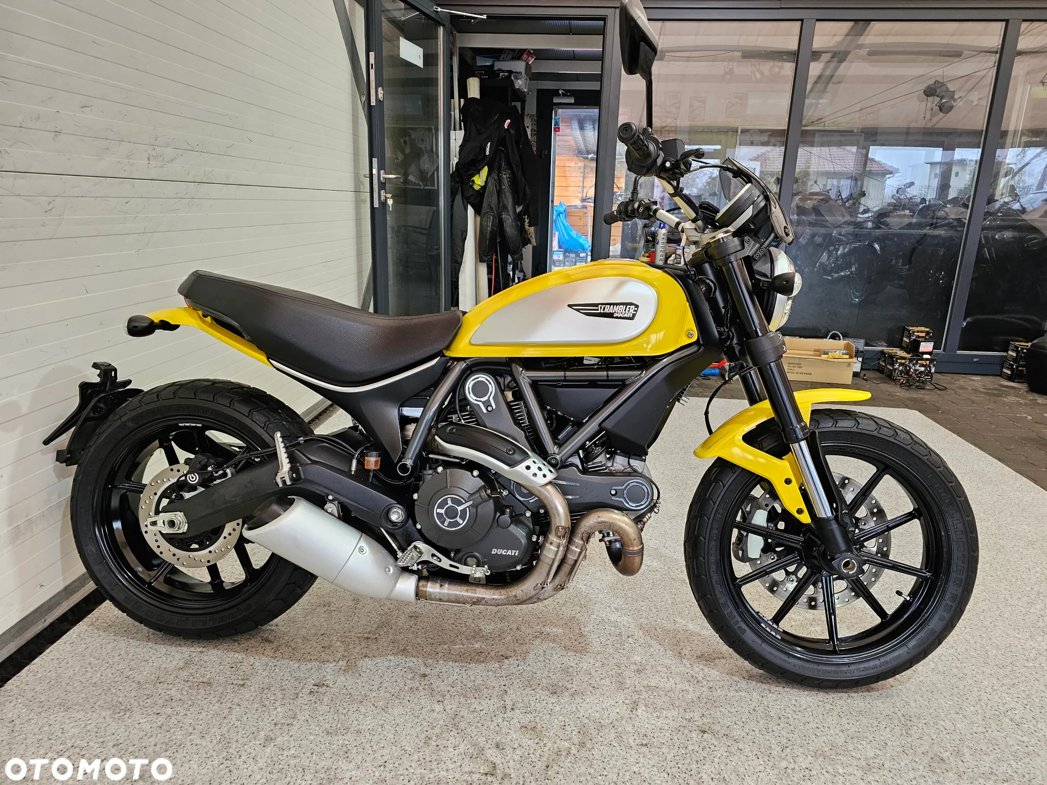 Ducati Scrambler - 12