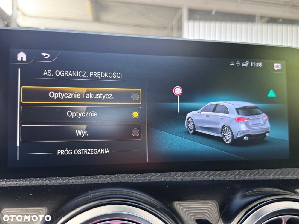 Mercedes-Benz Klasa A 35 AMG 4-Matic 7G-DCT - 30