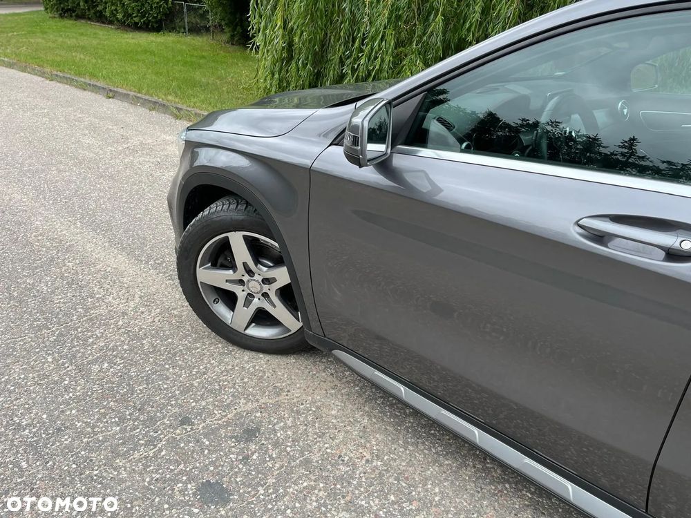 Mercedes-Benz GLA 220 CDI 4Matic 7G-DCT AMG Line - 4