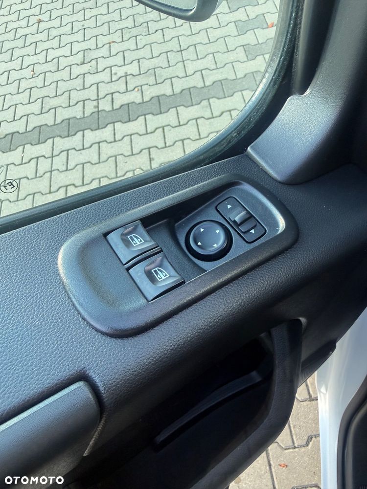 Renault MASTER - 24