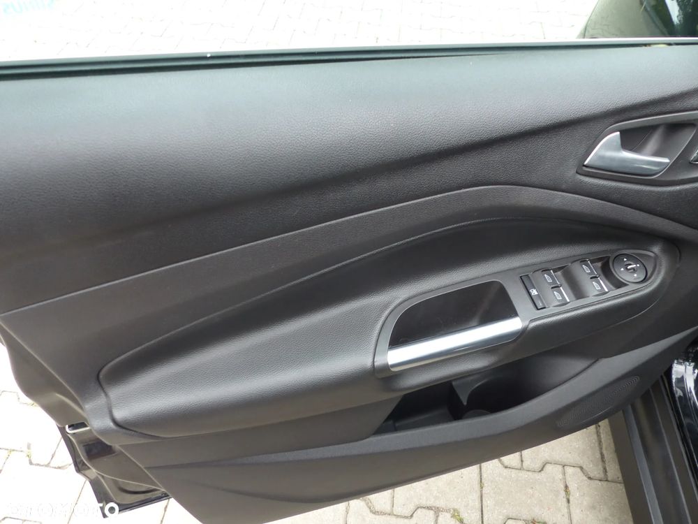 Ford C-MAX - 17