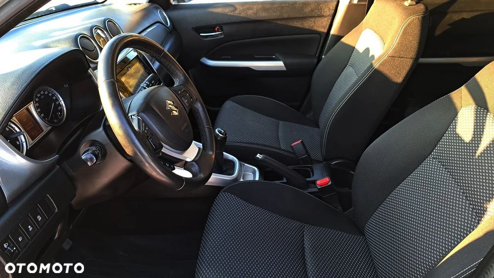 Suzuki Vitara 1.6 (4x2) Comfort+ - 27