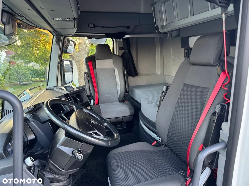 Renault T480 / ACC / HIGH CAB  /12.2022 / DO KOŃCA ROKU NA KONTRAKCIE SERWISIWYM / OBRACANY FOTEL / Z NIEMIEC - 27
