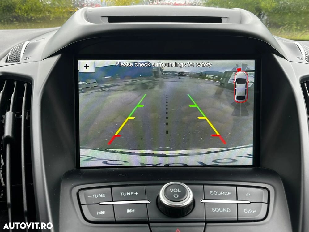 Ford Kuga - 25
