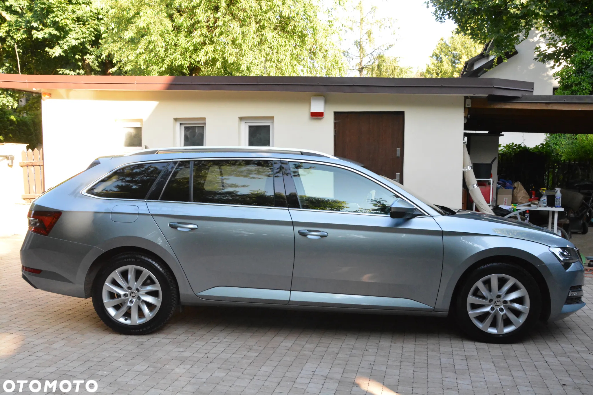 Skoda Superb 2.0 TDI SCR Ambition DSG - 4