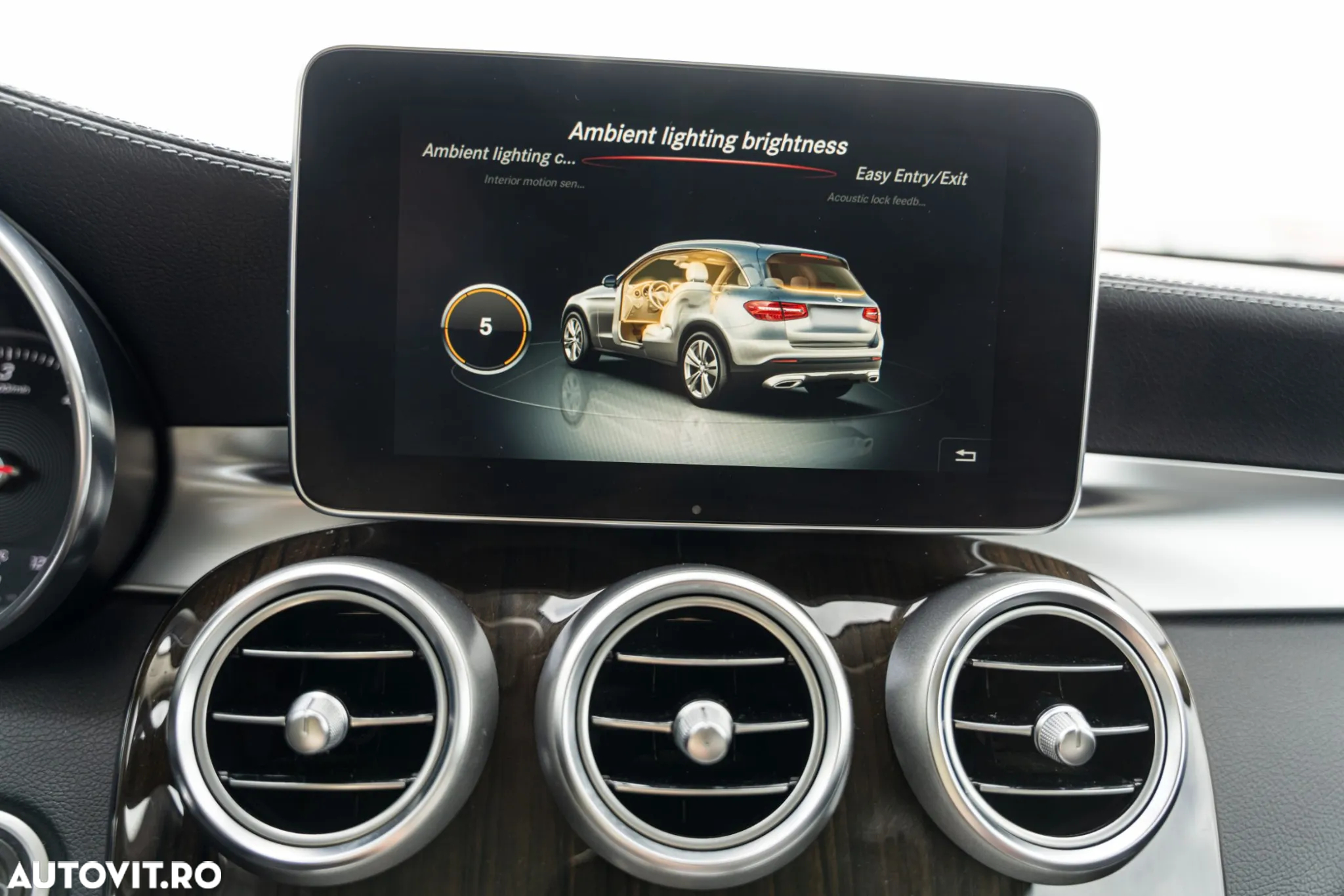 Mercedes-Benz GLC 250 d 4Matic 9G-TRONIC - 34