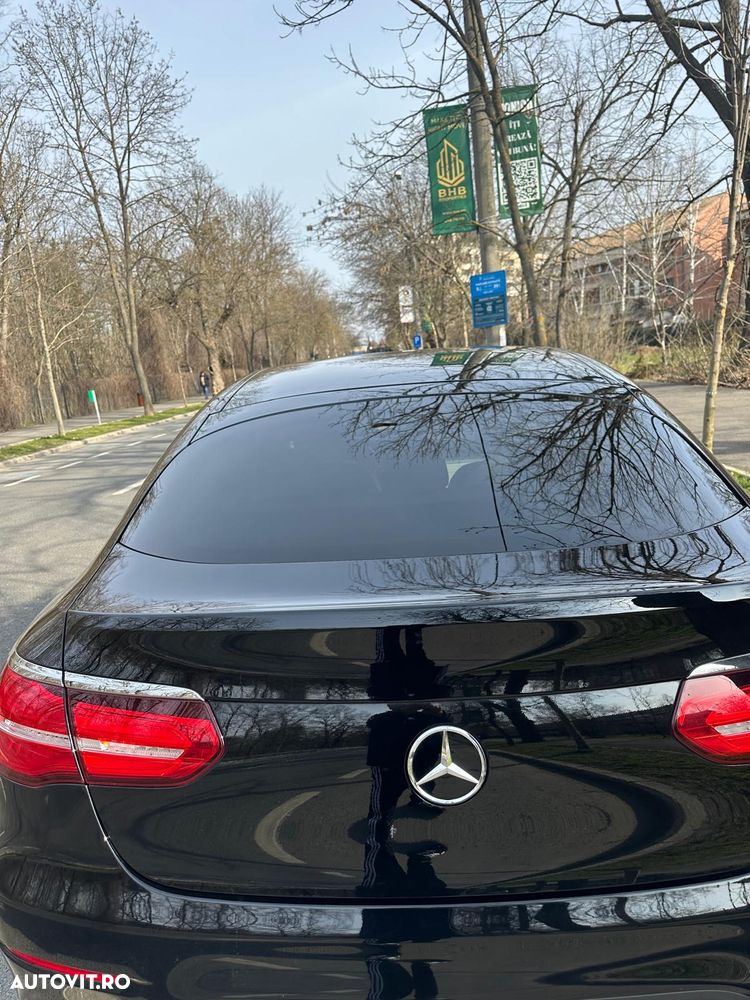 Mercedes-Benz GLC - 12