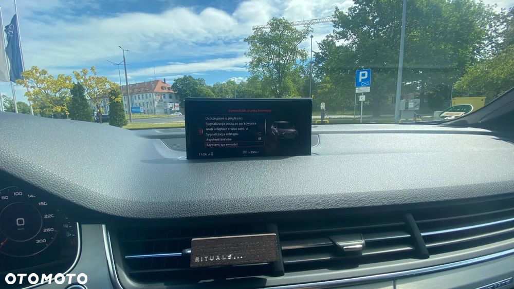 Audi Q7 3.0 TDI ultra Quattro Tiptronic - 28