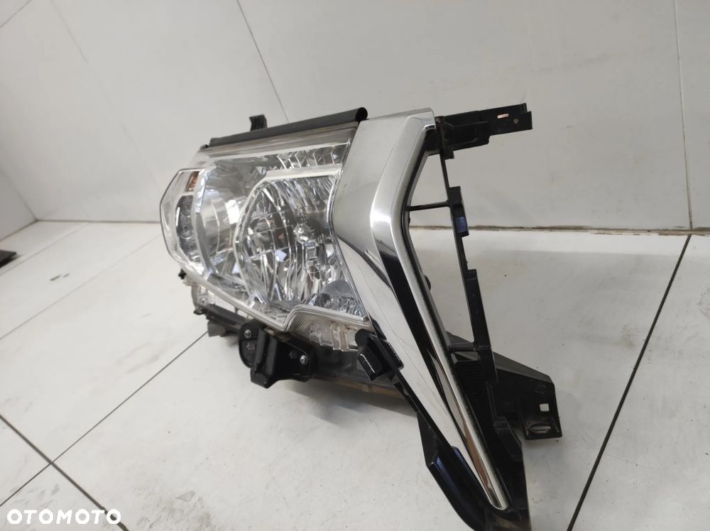 LAMPA REFLEKTOR PRAWY PRZÓD EU TOYOTA LAND CRUISER 150 J15 LIFT - 3