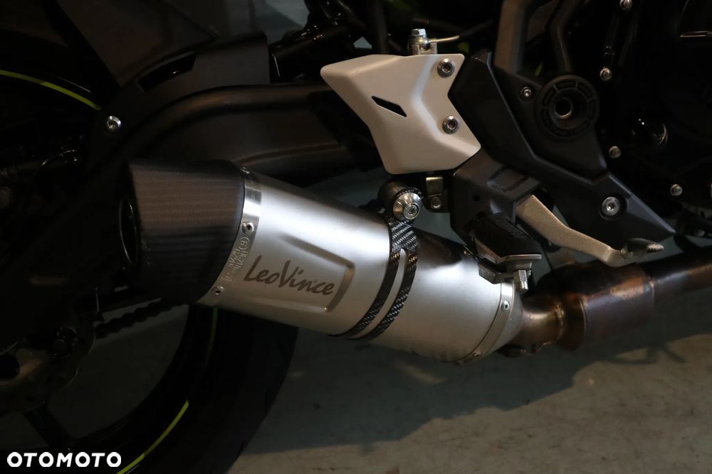 Kawasaki Z 650 - 24